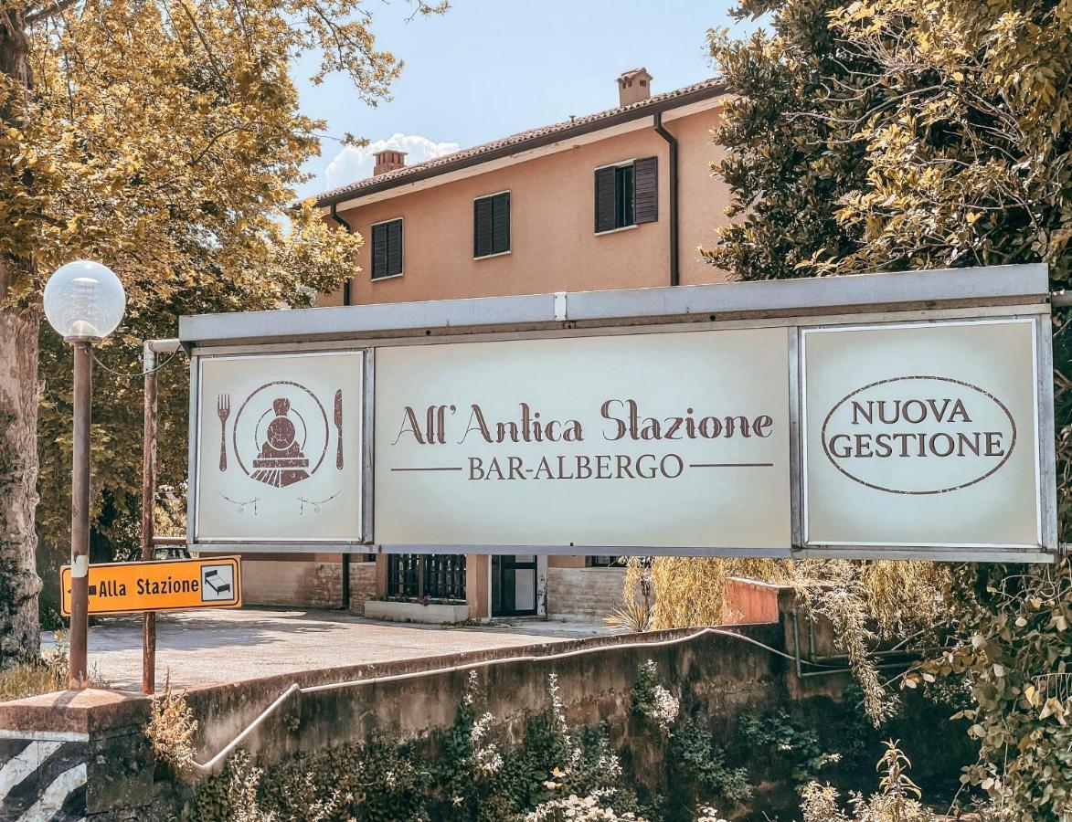 All'Antica Stazione Hotel Múggia Exterior foto